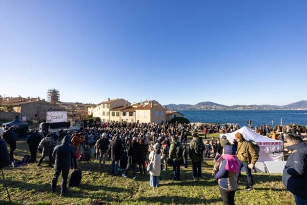 Public Tribute to Brigitte Bardot at The Pre Des Pecheurs - Saint-Tropez Admirers and local residents gather for a public tribute to Brigitte Bardot at the Pré des Pêcheurs, in the La Ponche district of Saint-Tropez after Brigitte Bardot s Funerals on January 7, 2026 in Saint-Tropez, France. Photo by Shootpix ABACAPRESS.COM Saint-Tropez France  Copyright: xShootpix ABACAx
