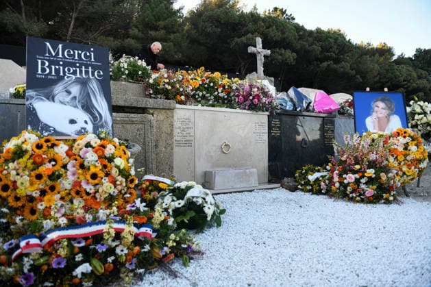Brigitte Bardot s Grave at The Marine Cemetery - Saint-Tropez Illustration of Brigitte Bardot s grave, whose funeral took place this afternoon in Saint Tropez, on January 7, 2026. Photo by Florian Poitout ABACAPRESS.COM. Saint-Tropez France  Copyright: xPoitoutxFlorian ABACAx