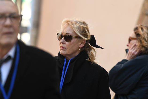Brigitte Bardot Funeral - Saint-Tropez Family arriving at Notre-Dame de l Assomption church, for the funeral ceremony for late French actress Brigitte Bardot, in Saint-Tropez, southeastern France, on January 7, 2026. French film sensation Brigitte Bardot, a symbol of sexual liberation in the 1950s and 1960s who reinvented herself as an animal rights defender and embraced far-right views, died on Decmber 28, 2025 aged 91. Photo by Florian Poitout ABACAPRESS.COM Saint-Tropez France  Copyright: xPoitoutxFlorian ABACAx