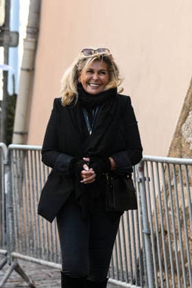 Brigitte Bardot Funeral - Saint-Tropez Caroline Margeridon arriving at Notre-Dame de l Assomption church, for the funeral ceremony for late French actress Brigitte Bardot, in Saint-Tropez, southeastern France, on January 7, 2026. French film sensation Brigitte Bardot, a symbol of sexual liberation in the 1950s and 1960s who reinvented herself as an animal rights defender and embraced far-right views, died on Decmber 28, 2025 aged 91. Photo by Florian Poitout ABACAPRESS.COM Saint-Tropez France  Copyright: xPoitoutxFlorian ABACAx