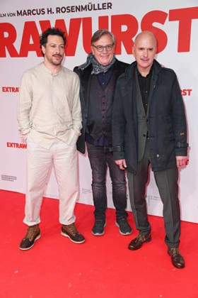 Fahri Yardim, Hape Kerkeling, Christoph Maria Herbst bei der Weltpremiere des Kinofilms EXTRAWURST im Lichtburg Kino in Essen am 07.01.2026