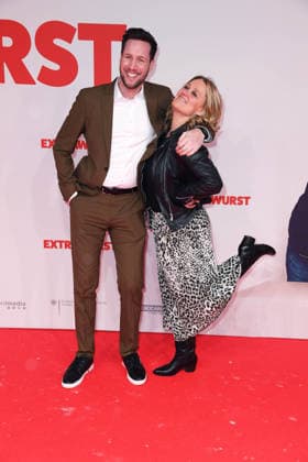 Sven Kroll, Lisa Feller bei der Weltpremiere des Kinofilms EXTRAWURST im Lichtburg Kino in Essen am 07.01.2026