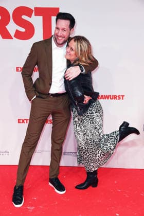 Sven Kroll, Lisa Feller bei der Weltpremiere des Kinofilms EXTRAWURST im Lichtburg Kino in Essen am 07.01.2026