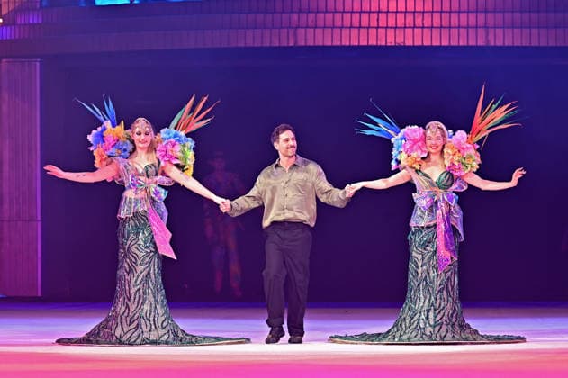 Holiday on Ice Show CINEMA OF DREAMS . Sänger Max Giesinger während der Holiday on Ice Show CINEMA OF DREAMS am 07.01.2026 in der Festhalle Frankfurt am Main. 20260107MWI103098 *** Holiday on Ice Show CINEMA OF DREAMS Singer Max Giesinger during the Holiday on Ice Show CINEMA OF DREAMS on 07 01 2026 in the Festhalle Frankfurt am Main 20260107MWI103098