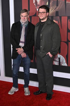 Gus Van Sant und Austin Kolodney bei der Premiere des Kinofilms Dead Man™s Wire im AMC The Grove. Los Angeles, 07.01.2026
