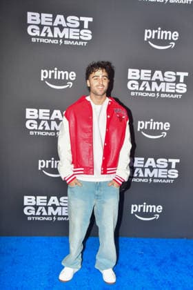 US: Stars take to red carpet in Los Angeles for Beast Games season 2 Im the picture Nick Nayersina. MrBeast is bringing back the heat with his popular competition series. The first three episodes of Beast Games Season 2 premiere on Wednesday, Jan. 7 on Prime Video. The inaugural season of the series, hosted by popular YouTuber James Jimmy Donaldson, better known as MrBeast, debuted in December 2024. In Season 2, 200 eager competitors play to win $5 million. The show is similar in many ways to the popular Netflix series Squid Game, though contestants don t fight to the death. They just go home when eliminated. Fans of challenge-based reality series won t want to miss a Survivor crossover episode. Filmed on Fiji, contestants will take Copyright: AlbertoxSibaja