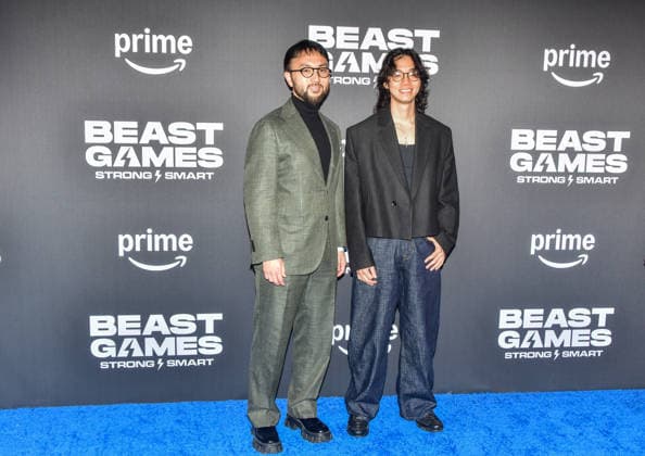 US: Stars take to red carpet in Los Angeles for Beast Games season 2 Im the picture Will Kim and Eric Wei. MrBeast is bringing back the heat with his popular competition series. The first three episodes of Beast Games Season 2 premiere on Wednesday, Jan. 7 on Prime Video. The inaugural season of the series, hosted by popular YouTuber James Jimmy Donaldson, better known as MrBeast, debuted in December 2024. In Season 2, 200 eager competitors play to win $5 million. The show is similar in many ways to the popular Netflix series Squid Game, though contestants don t fight to the death. They just go home when eliminated. Fans of challenge-based reality series won t want to miss a Survivor crossover episode. Filmed on Fiji, contestants w Copyright: AlbertoxSibaja