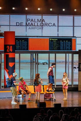 08.01.2026. Duisburg. Weltpremiere von Malle OlÃ - das Musical, das ballert im Duisburger TaM (Theater am Marientor). Duisburg TaM (Theater am Marientor) Nordrhein-Westfalen Deutschland