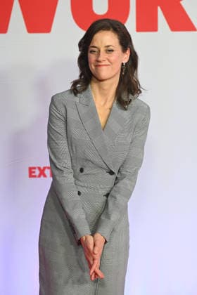 Anja KNAUER (Schauspielerin), Einzelbild,angeschnittenes Einzelmotiv,Halbfigur,halbe Figur, Premiere EXTRAWURST am 08.01.2026 im Mathaeser Kino in Muenchen.