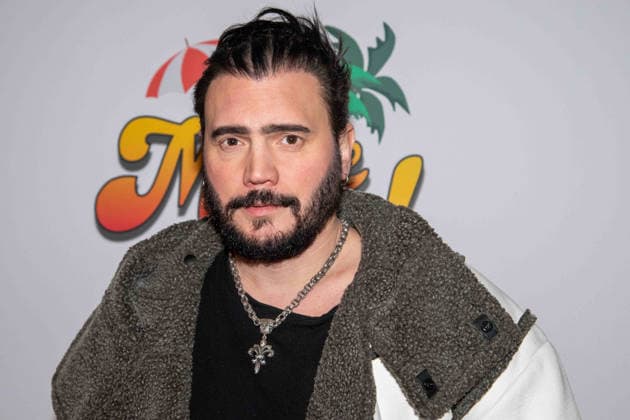 Bela KLENTZE, Schauspieler, Roter Teppich, Red Carpet Show, Ankunft, arrival, Premiere des Musicals MALLE OLE - das Musical das ballert ! am 08.01.2026 im Theater a Marientor, Duisburg