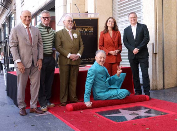 Steven Nissen, President & CEO, Hollywood Chamber of Commerce, Marc Malkin, Senior Culture & Events Editor, Variety, Brian Cox, Alan Cumming, Monica Lewinsky and Jerry Neuman, Executive Committee Member, Hollywood Chamber of Commerce attend an unveiling ceremony honoring Alan Cumming with the 2,832nd star on the Hollywood Walk of Fame in Los Angeles on Thursday, January 08, 2026.  LAP20260108882 GREGxGRUDT