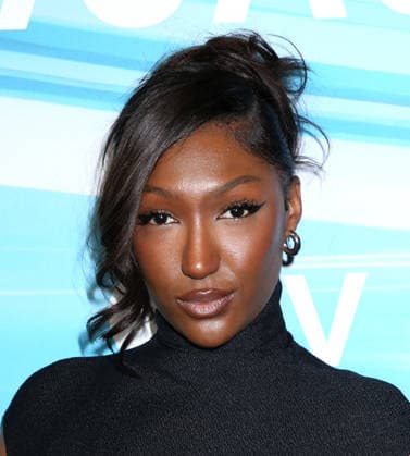 Apple TV s Hijack Season 2 Premiere Isan Elba attending Apple TV s Hijack Season 2 Premiere held at The Whitby Hotel on January 8, 2026 in New York City, NY New York City The Whitby Hotel NY USA Copyright: xStevenxBergman AFF-USA.COMx