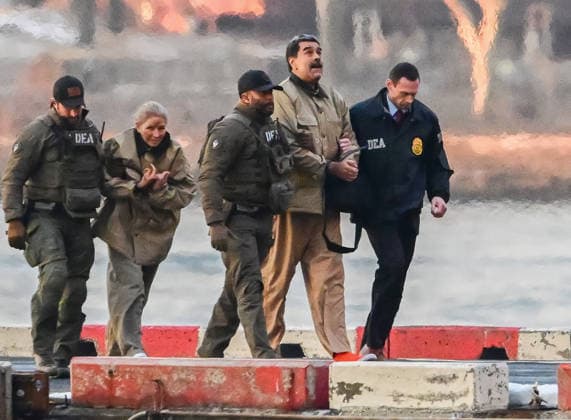 January 5, 2026, New York, New York, USA: Ousted Venezuelan President NICOLAS MADURO, 63, of Venezuela, second right, and his wife, the Venezuelan First Lady CILIA FLORES, 69, second left, arrive at the Wall Street Heliport in the New York City borough of Manhattan, to be transported to appear in a New York court. They are to be arraigned as part of a Narco-Terrorism indictment against them by the United States Government. Manhattan USA - ZUMAs152 20260105_faa_s152_001 Copyright: xKylexMazzax