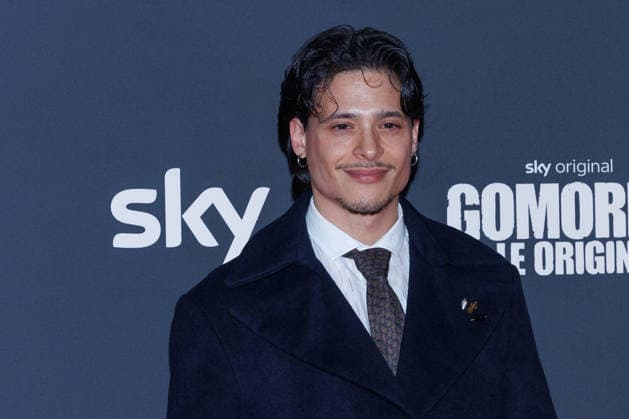 News - Photocall - GOMORRA, LE ORIGINI Antonio Buono attends the photocall of the movie GOMORRA, LE ORIGINI on january 08, 2026 at Cinema The Space Moderno, Rome, Italy Rome Cinema The Space Moderno Italy Copyright: xEmanuelaxVertollix xLiveMediax LPN_2225884