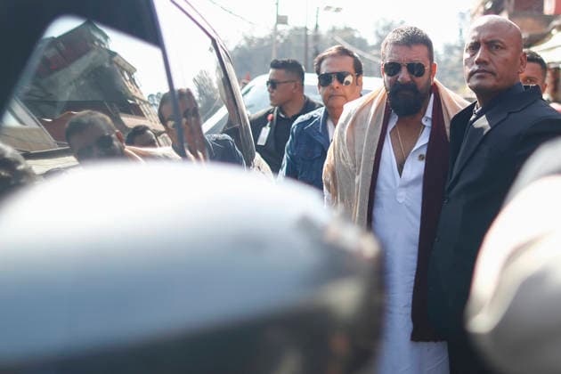 January 9, 2026, Kathmandu, Nepal: Bollywood legend Sanjay Dutt walks out of a vehicle during his visit to the sacred Pashupatinath Temple to offer prayers at one of Hinduism™s holiest shrines. The veteran actor renowned for his iconic roles spanning decades of Indian cinema as part of his visit is the inauguration ceremony of a casino, drawing attention from devotees and fans alike during his visit to the temple before his departure. Kathmandu Nepal - ZUMAs197 20260109_aaa_s197_064 Copyright: xSkandaxGautamx