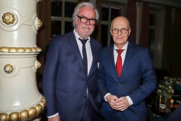 abb: Klaus Schuemann mit Hamburgs ersten Buergermeister Dr. Peter Tschentscher SPD , zu Gast beim 31.Blankeneser Neujahrsempfang im Hotel Suellberg am 08.01.2026 in Hamburg Hamburg Deutschland
