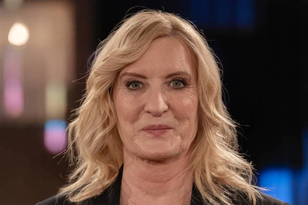 Kölner Treff am 09. Januar 2026. Im Bild die Fernsehmoderatorin Claudia Kleinert. Die Gastgebenden Susan Link und Micky Beisenherz befragen ihre Gäste auf ihre eigene Art mit spannenden Ergebnissen. Köln Nordrhein-Westfalen Deutschland