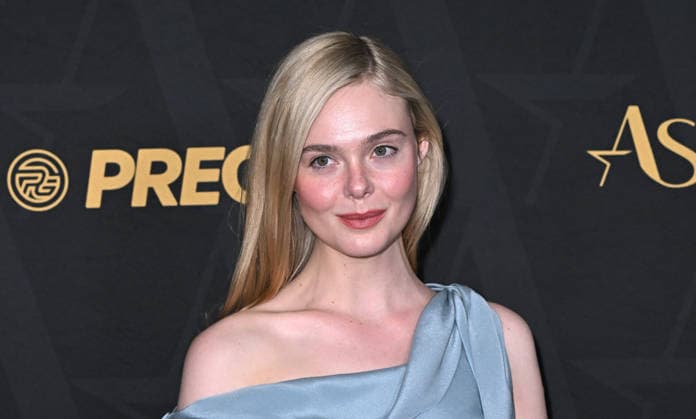 2026 Astra Film Awards Elle Fanning arriving to the 2026 Astra Film Awards held at the Sofitel Los Angeles at Beverly Hills on January 9, 2026 in Los Angeles, Ca. Los Angeles Sofitel Los Angeles at Beverly Hills California USA Copyright: xStarbuck xAFF-USA.COMx