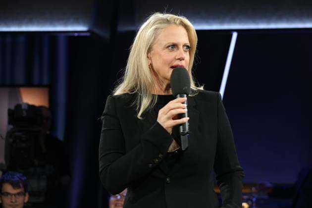 Barbara Schöneberger moderiert die NDR Talk Show am 9.1.2026, Fototermin vor der Sendung im 3. Programm des NDR Fernsehen im Fernsehstudio Hamburg Lokstedt