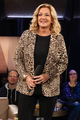 Bettina Tietjen moderiert die NDR Talk Show am 9.1.2026, Fototermin vor der Sendung im 3. Programm des NDR Fernsehen im Fernsehstudio Hamburg Lokstedt