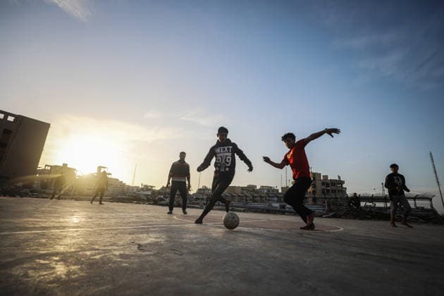 Displaced Palestinian youths play football on a destroyed pitch inside the devastated Islamic University in central Gaza City Displaced Palestinian youths play football on a destroyed pitch inside the devastated Islamic University in central Gaza City on January 10, 2026, trying to find moments of normalcy amidst the ongoing destruction and conflict in the Gaza Strip. Photo by Omar Ashtawy apaimages Gaza city Gaza Strip Palestinian Territory 100126_Gaza_OSH_00(17) Copyright: xapaimagesxOmarxAshtawyx xapaimagesx