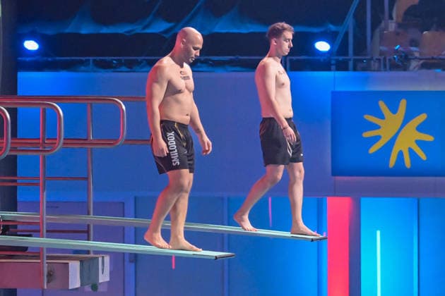 10.01.2026, xlakx, Entertainment, TV Total Turmspringen v.l. Flying Uwe Streamer und Let™s Hugo Streamer wagt sich bei der 15. Ausgabe des TV Total Turmspringen in Berlin von den Sprungbrettern der Schwimm- und Sprunghalle im Europasportpark (SSE) ein spektakulaeres Highlight der Show auf ProSieben. Berlin