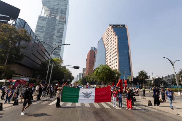 January 10, 2026, Mexico City, Mexico: Hundreds of people joined the March against Imperialism, from the Angel of Independence to Plaza Palestina Libre, following the capture of NICOLAS MADURO and his wife, CILIA FLORES, by US forces. Demonstrators expressed solidarity with the Venezuelan people. Mexico City Mexico - ZUMAl178 20260110_znp_l178_026 Copyright: xCristianxLeyvax