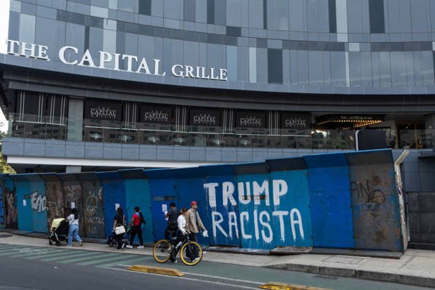 January 10, 2026, Mexico City, Mexico: Hundreds of people joined the March against Imperialism, from the Angel of Independence to Plaza Palestina Libre, following the capture of NICOLAS MADURO and his wife, CILIA FLORES, by US forces. Demonstrators expressed solidarity with the Venezuelan people. Mexico City Mexico - ZUMAl178 20260110_znp_l178_029 Copyright: xCristianxLeyvax