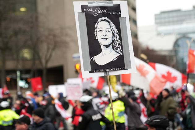 11 arrested at anti-immigration rally and counter-demonstration in Toronto TORONTO, CANADA - JANUARY 10 : A pro-migration protestor holds a portrait of Renee Nicole Good as anti-immigration protestors gather for Canada First rally in Toronto, Ontario on January 10, 2026. Canada First protestors and counter demonstrators gathered at Nathan Phillips Square and marched in downtown Toronto. Clashes broke out between police and protesters, eleven protesters arrested. Mert Alper Dervis Anadolu Ontario Canada. Editorial use only. Please get in touch for any other usage.  Copyright: x2026xAnadoluxMertxAlperxDervisx