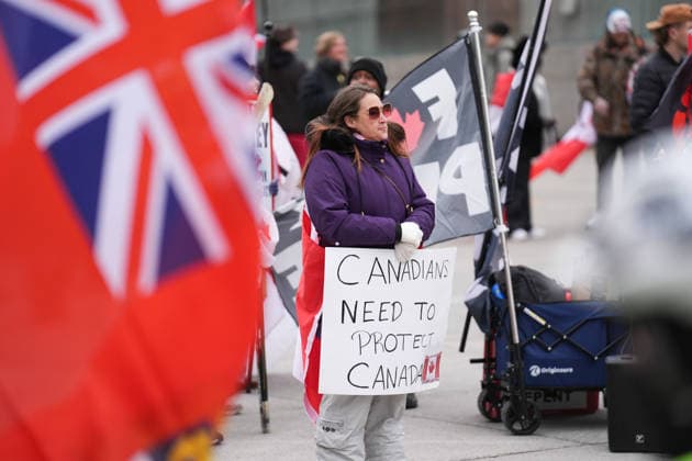 11 arrested at anti-immigration rally and counter-demonstration in Toronto TORONTO, CANADA - JANUARY 10 : Participants wave Canadian flags as they gather for Canada First rally in Toronto, Ontario on January 10, 2026. Canada First protestors and counter demonstrators gathered at Nathan Phillips Square and marched in downtown Toronto. Clashes broke out between police and protesters, eleven protesters arrested. Mert Alper Dervis Anadolu Ontario Canada. Editorial use only. Please get in touch for any other usage.  Copyright: x2026xAnadoluxMertxAlperxDervisx