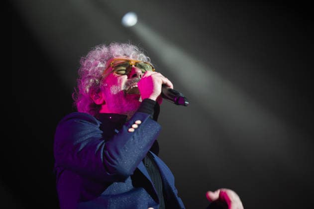 Leon Benavente Performs INVERFEST in Madrid, Spain - 10 Jan 2026 Abraham Boba, the singer from the band Leon Benavente performs during her performance festival INVERFEST at Circo Price. Madrid Spain Copyright: xAtilanoxGarciax xSOPAxImagesx photos01904