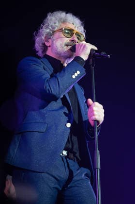 Leon Benavente Performs INVERFEST in Madrid, Spain - 10 Jan 2026 Abraham Boba, the singer from the band Leon Benavente performs during her performance festival INVERFEST at Circo Price. Madrid Spain Copyright: xAtilanoxGarciax xSOPAxImagesx photos01917