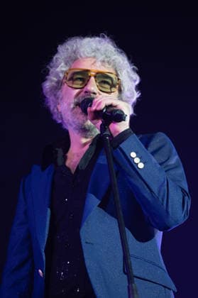 Leon Benavente Performs INVERFEST in Madrid, Spain - 10 Jan 2026 Abraham Boba, the singer from the band Leon Benavente performs during her performance festival INVERFEST at Circo Price. Madrid Spain Copyright: xAtilanoxGarciax xSOPAxImagesx photos01922