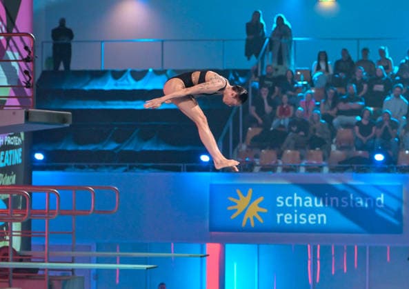 10.01.2026, xlakx, Entertainment, TV Total Turmspringen v.l. Schauspielerin Annabelle Mandeng wagt sich bei der 15. Ausgabe des TV Total Turmspringen in Berlin von den Sprungbrettern der Schwimm- und Sprunghalle im Europasportpark (SSE) ein spektakulaeres Highlight der Show auf ProSieben. Berlin
