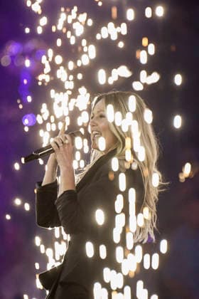 abb: Helene Fischer Saengerin auf der Buehne bei der ARD TV LIve Sendung bei den Schlagerchampions 2026 Das Grosse Fest der Besten auf der Buehne im Velodrom am 10.01.2026 in Berlin Berlin Germany