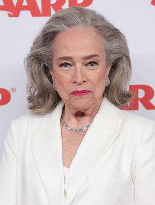 10 January 2026 - Beverly Hills, California - Kathy Bates. 2026 Annual Movies for Grownups Awards with AARP held at Beverly Wilshire, A Four Seasons Hotell in Beverly Hills. Beverly Hills USA - ZUMAa123 20260110_zaa_a123_162 Copyright: xADx