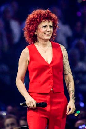 abb: Lucy Diakovska Saengerin auf der Buehne bei der ARD TV LIve Sendung bei den Schlagerchampions 2026 Das Grosse Fest der Besten auf der Buehne im Velodrom am 10.01.2026 in Berlin Berlin Germany