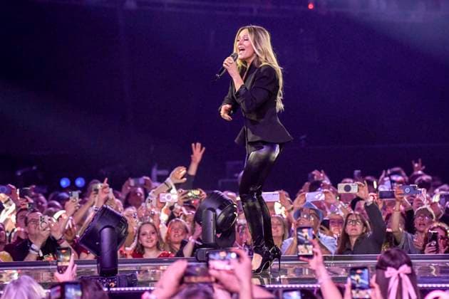 abb: Helene Fischer Saengerin auf der Buehne bei der ARD TV LIve Sendung bei den Schlagerchampions 2026 Das Grosse Fest der Besten auf der Buehne im Velodrom am 10.01.2026 in Berlin Berlin Germany