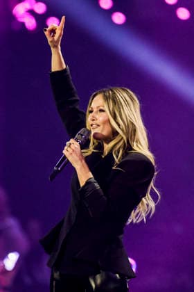 abb: Helene Fischer Saengerin auf der Buehne bei der ARD TV LIve Sendung bei den Schlagerchampions 2026 Das Grosse Fest der Besten auf der Buehne im Velodrom am 10.01.2026 in Berlin Berlin Germany