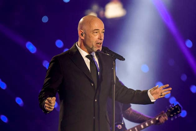 abb: Der Graf Unheilig Saenger auf der Buehne bei der ARD TV LIve Sendung bei den Schlagerchampions 2026 Das Grosse Fest der Besten auf der Buehne im Velodrom am 10.01.2026 in Berlin Berlin Germany