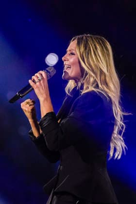 abb: Helene Fischer Saengerin auf der Buehne bei der ARD TV LIve Sendung bei den Schlagerchampions 2026 Das Grosse Fest der Besten auf der Buehne im Velodrom am 10.01.2026 in Berlin Berlin Germany