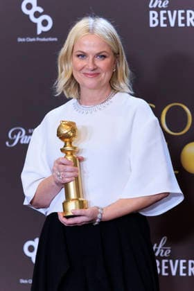 January 11, 2026, Beverly Hills, California, USA: Amy Poehler in the press room during the 83rd Annual Golden Globe Awards on Sunday, January 11, 2026, at the Beverly Hilton in Beverly Hills, California. ARIANA RUIZ BNS PI Beverly Hills USA - ZUMAp124 20260111_zaa_p124_295 Copyright: xArianaxRuizx