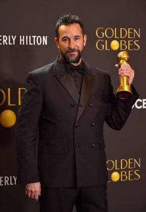 83rd Annual Golden Globe Awards - Press Room Noah Wyle poses in the press room with the Golden Globe for Best Actor in a Drama Series during the 83rd annual Golden Globe Awards at The Beverly Hilton on January 11, 2026 in Beverly Hills, California. Beverly Hills Beverly Hilton California USA Copyright: ximageSPACEx