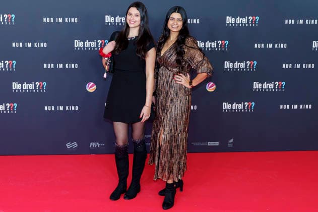 Viola Hartel und Antonia Hartel bei der Premiere des Kinofilms Die drei ??? - Toteninsel im Mathäser Filmpalast. München, 11.01.2026