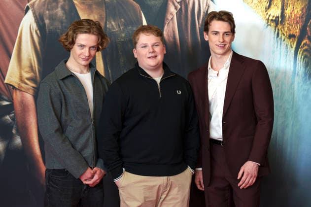 Levi Brandl, Julius Weckauf und Nevio Wendt bei der Premiere des Kinofilms Die drei ??? - Toteninsel im Mathäser Filmpalast. München, 11.01.2026