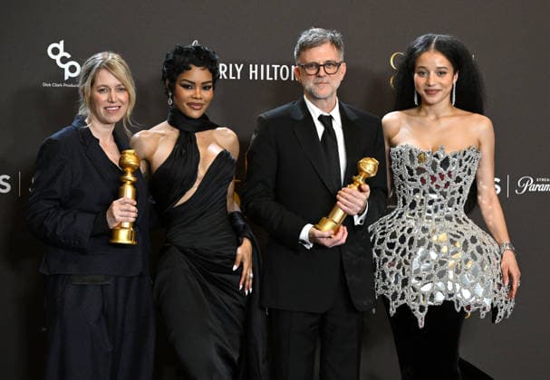 83rd Annual Golden Globes - Press Room Sara Murphy, Teyana Taylor, Paul Thomas Anderson and Chase Infiniti in the press room at the 83rd Golden Globe Awards at the Beverly Hilton Hotel on January 11, 2025 in Beverly Hills, CA. Beverly Hills Beverly Hilton Hotel California USA Copyright: xLISAxOConnor AFF-USA.comx