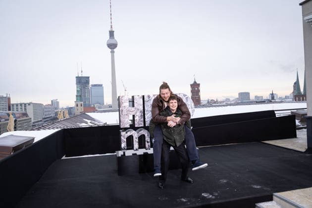 Photocall A KNIGHT OF THE SEVEN KINGDOMS Peter Claffey ( Dunk ) Shaun Thomas ( Raymun Fossoway ) Photocall A KNIGHT OF THE SEVEN KINGDOMS auf dem Dach des Humboldt Forums in Berlin Datum: 12.01.2026 Copyright: xEventpressxFuhrx
