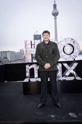 Photocall A KNIGHT OF THE SEVEN KINGDOMS Shaun Thomas ( Raymun Fossoway ) Photocall A KNIGHT OF THE SEVEN KINGDOMS auf dem Dach des Humboldt Forums in Berlin Datum: 12.01.2026 Copyright: xEventpressxFuhrx