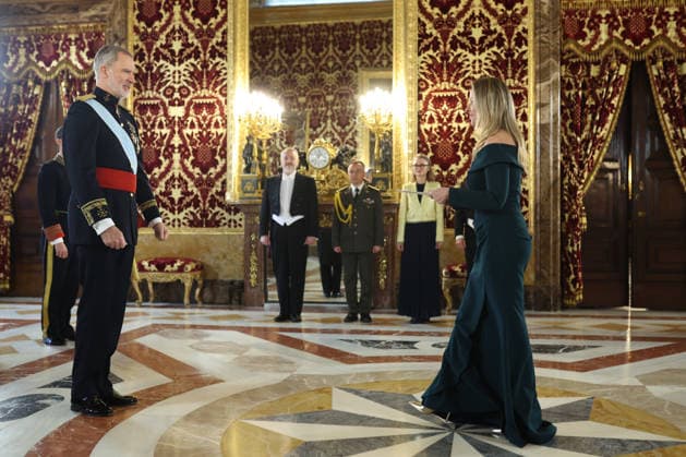 The King receives the Letters of Credence of the new ambassadors King Felipe VI receives the Letters of Credence of the Ambassador of Ukraine, Yulia Sokolovska, upon her arrival for an audience, at the Royal Palace in Madrid, on January 12, 2026, in Madrid Spain The King receives today the Letters of Credence of the new ambassadors of Finland, El Salvador, India, United Arab Emirates, Lebanon, Ukraine and Hungary 12 JANUARY 2026 ROYAL HOUSE AMBASSADORS CREDENTIAL LETTERS Alejandro Martínez Vé Madrid Madrid Madrid Espana Copyright: xAlejandroxMartinezxVÃ lezx 7212382