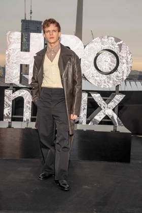abb: Finn Bennett beim Fotocalls zum Start von HBO Max A Knight of the Seven Kingdoms der US amerikanischen Fantasyserie mein munus Graden auf der winterlichen Dachterrasse des Humboldt- Forum Berlin am 12.01.2026 Berlin Deutschland